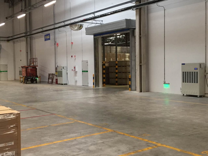 宜家倉(cāng)庫(kù)大門(mén)